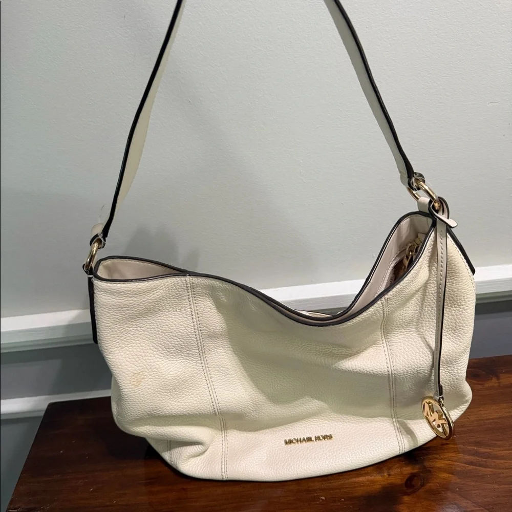 White leather Michael Kors handbag